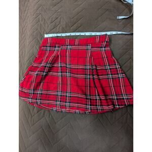 Junior's red plaid/Tartan mini skirt by Copper Key side L